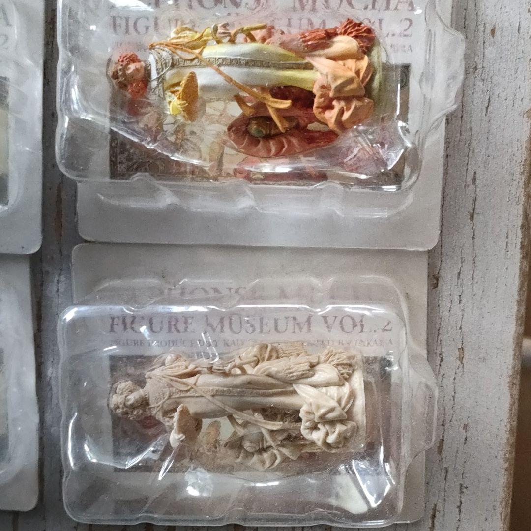 ミュシャ