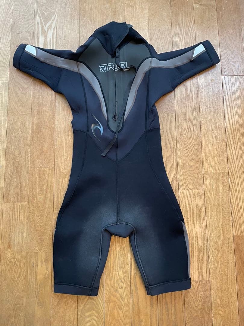 RIP CURL リップカール2mmスプリング 中古品　Sサイズ