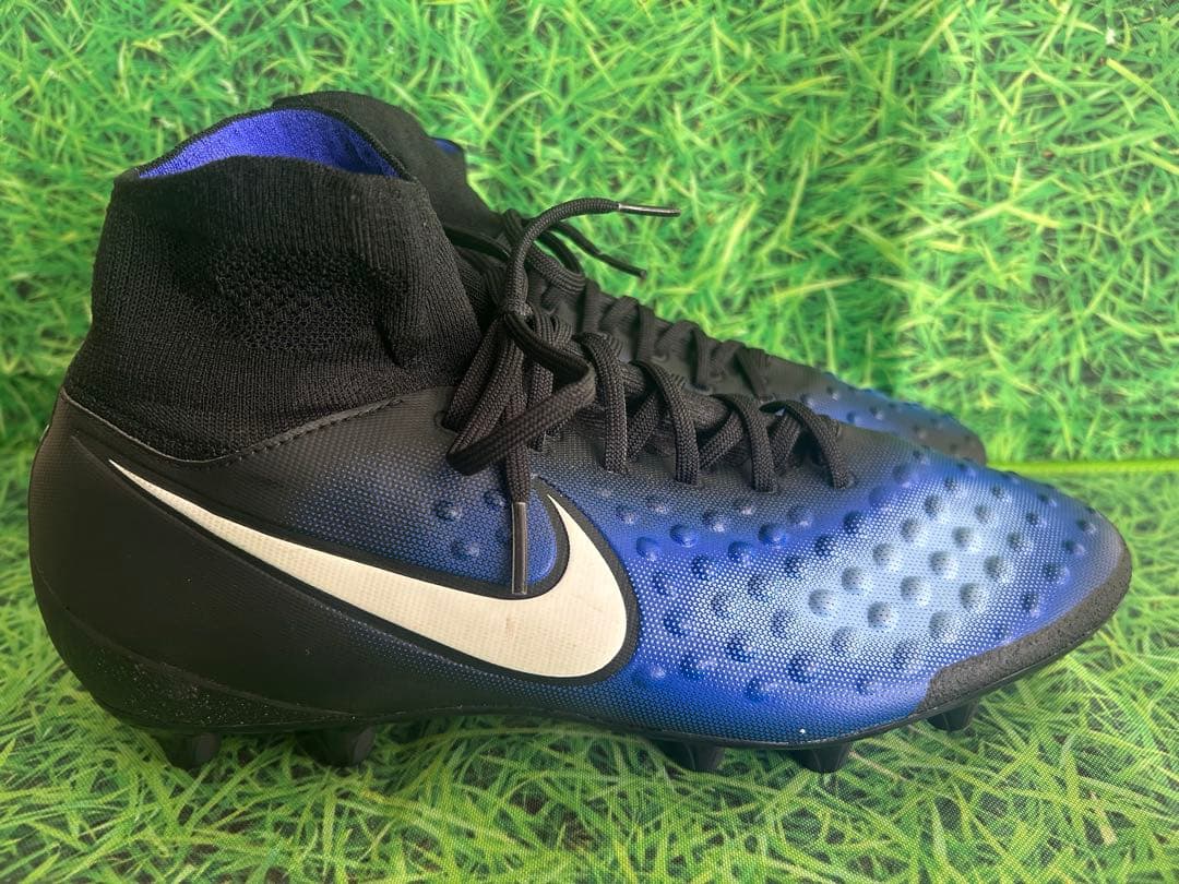 ☆未使用☆送料無料☆NIKE(ナイキ)MAGISTAオーデンⅡ HG☆
