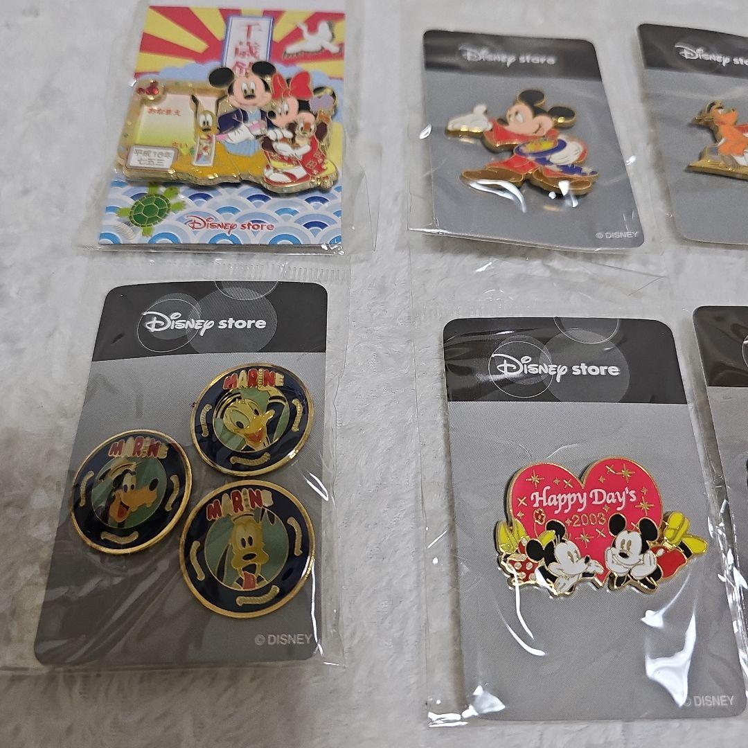 DisneyStore ミッキー&フレンズ ピンバッジ