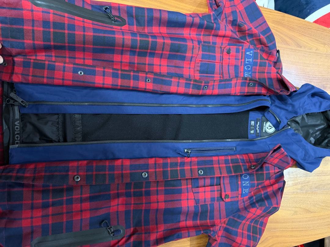 VOLCOM スノボーウェア