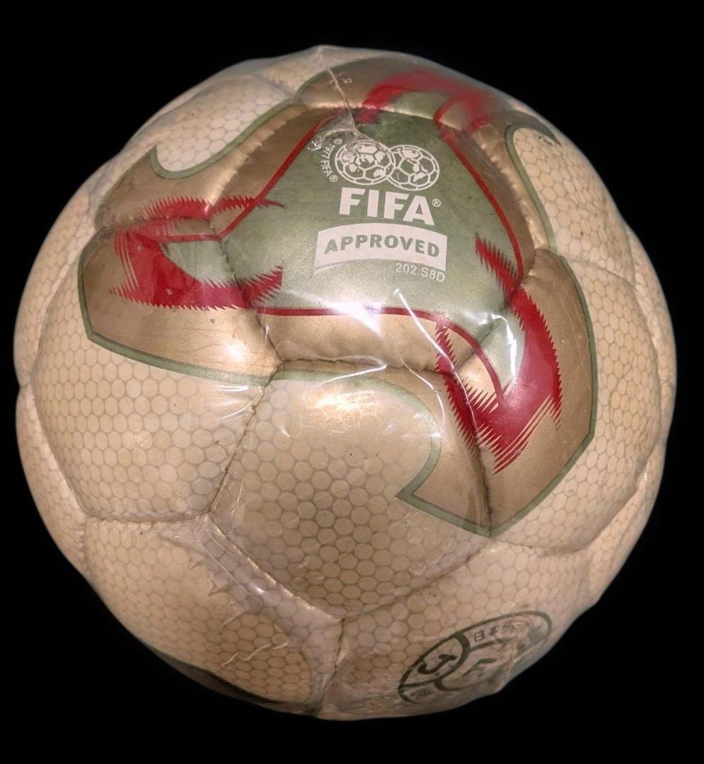 2002年日韓大会adidas Fevernova公式サッカーボール新品未開封