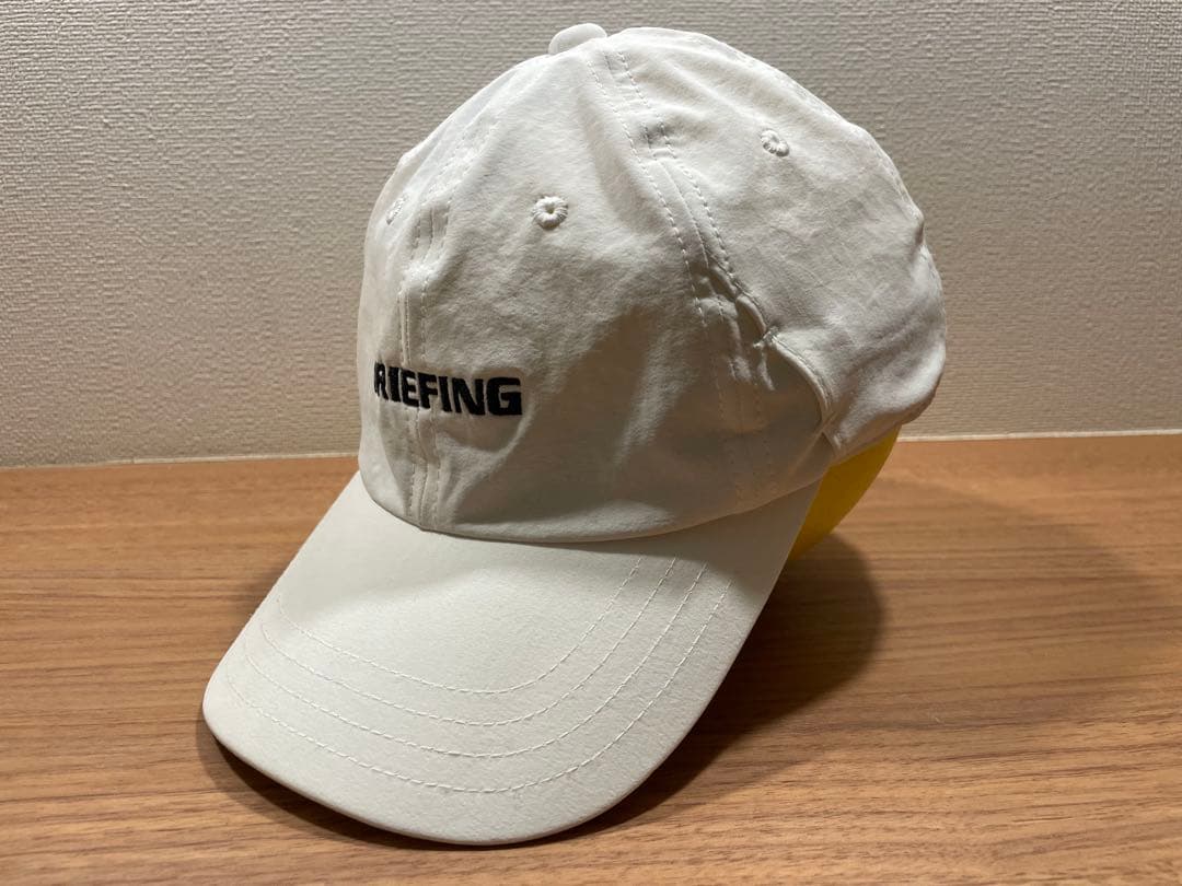 【完売品】BRIEFING ゴルフキャップ グラスホールド　ホワイト