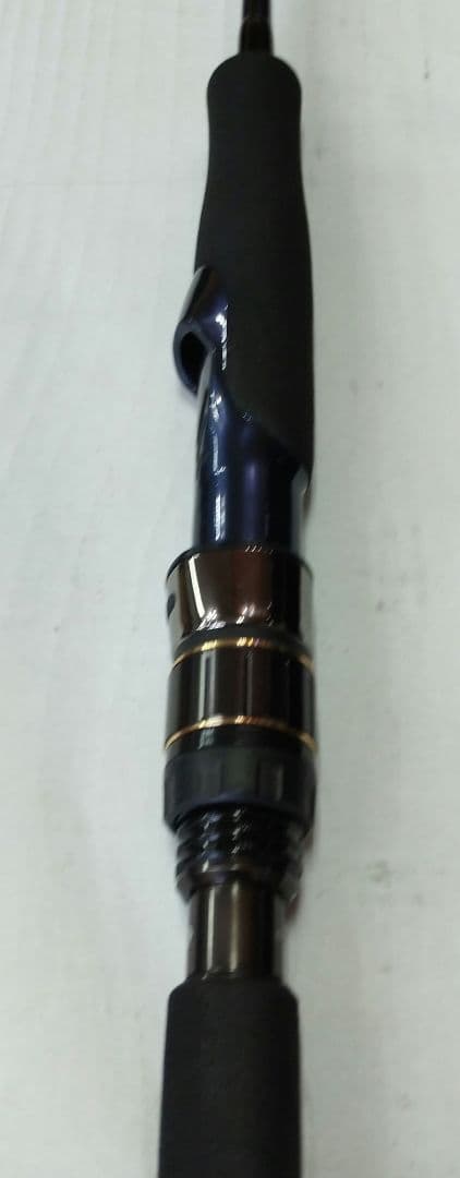 【美品】ダイワ　ソルティガ　Ｒ J60S-2 HI 袋付