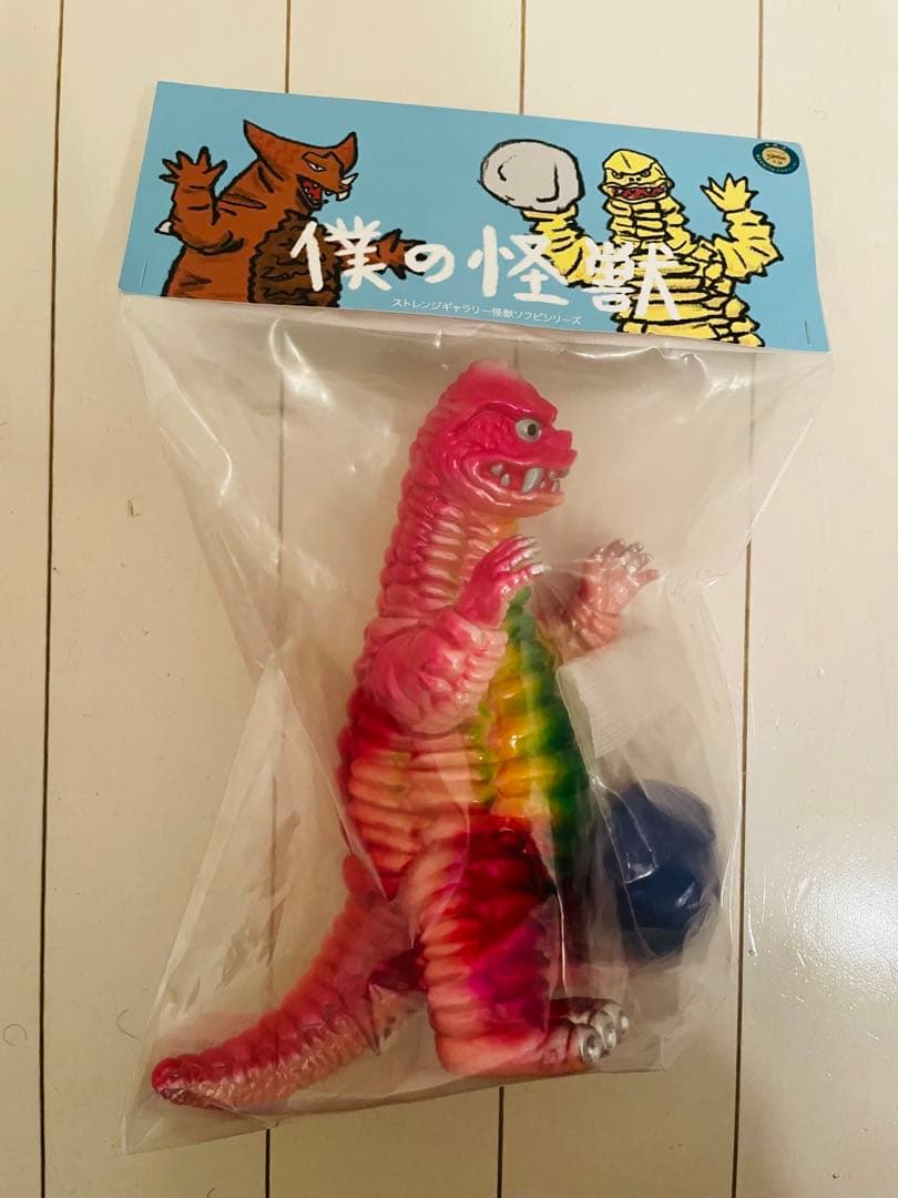 【新品未開封】STRANGE GALLERY レッドキング　ソフビ