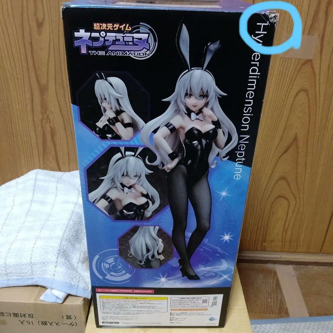 超次元ゲイム、ネプテーヌ、ブラックハート バニー フィギュア1/4スケール