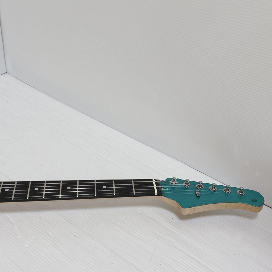【動作OK】　ストラトタイプ　エレキギター　ブランド不明　現状渡し