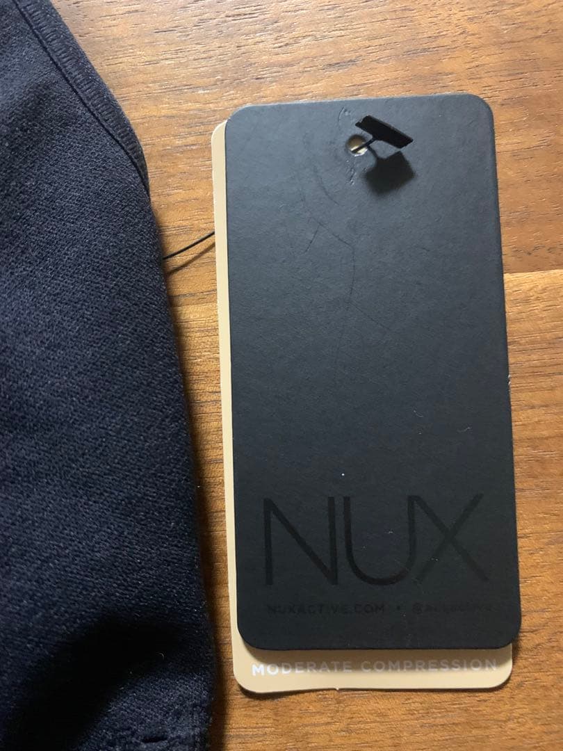 NUXヌックスメッシュアップクロップドタンクLサイズ新品未使用ゴールドジム購入