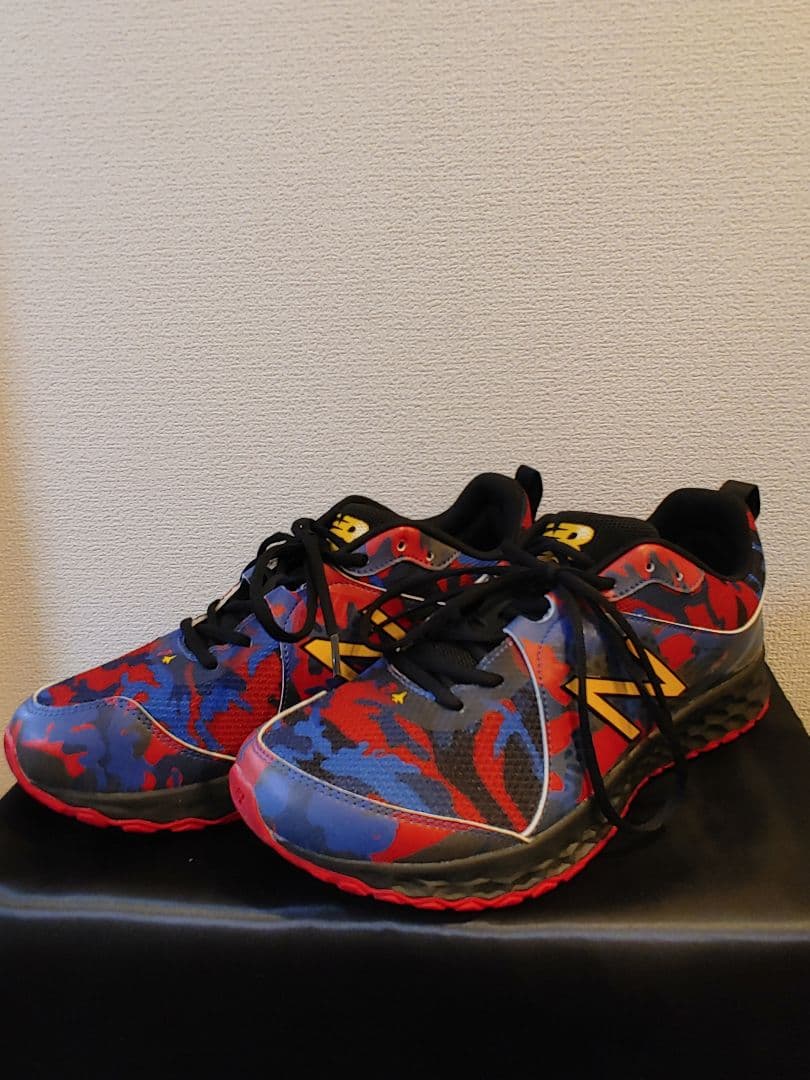 ニューバランス　野球　28.0センチ トレーニングシューズ　カモフラージュ