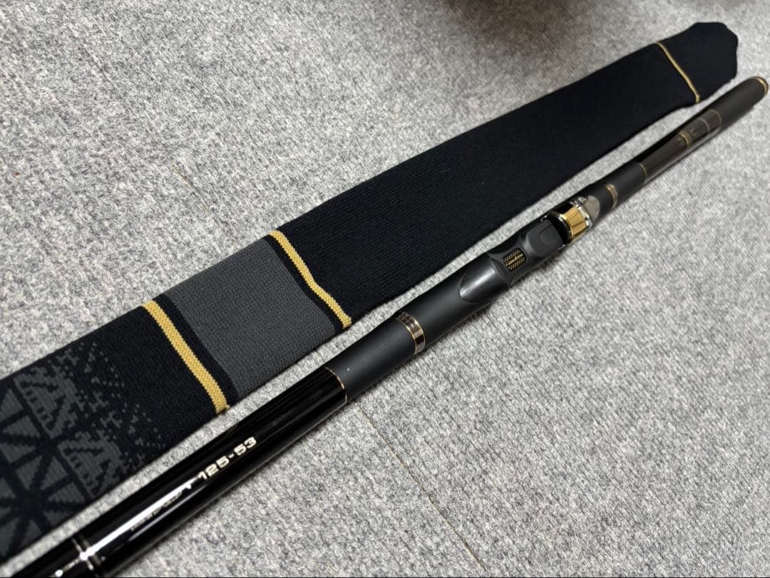 【新品未使用】がまかつ　がま磯グレ競技Special III 磯竿 72-53
