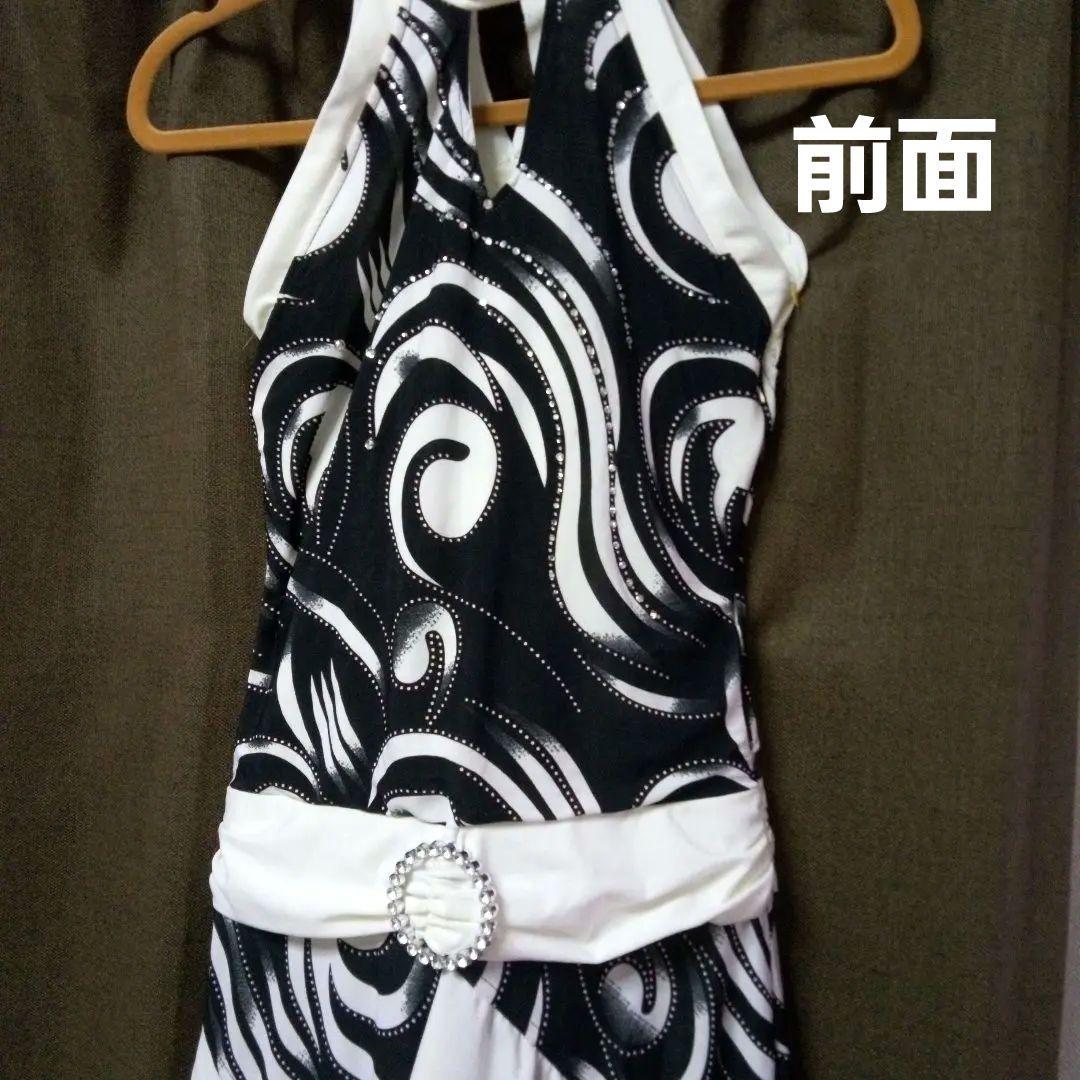 社交ダンス　ラテンドレス ミニデモ　ソロデモ　パーティー等　黒&白　Sサイズ