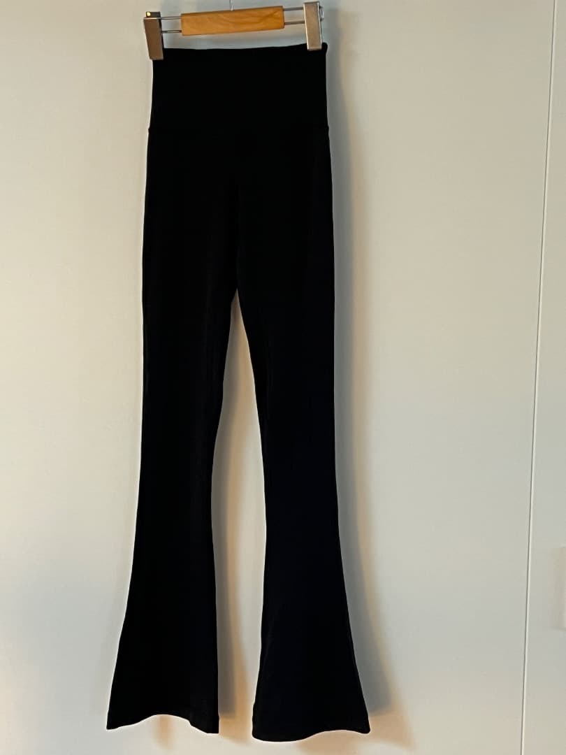 ルルレモン Align ハイライズフレアパンツ ブラック美品