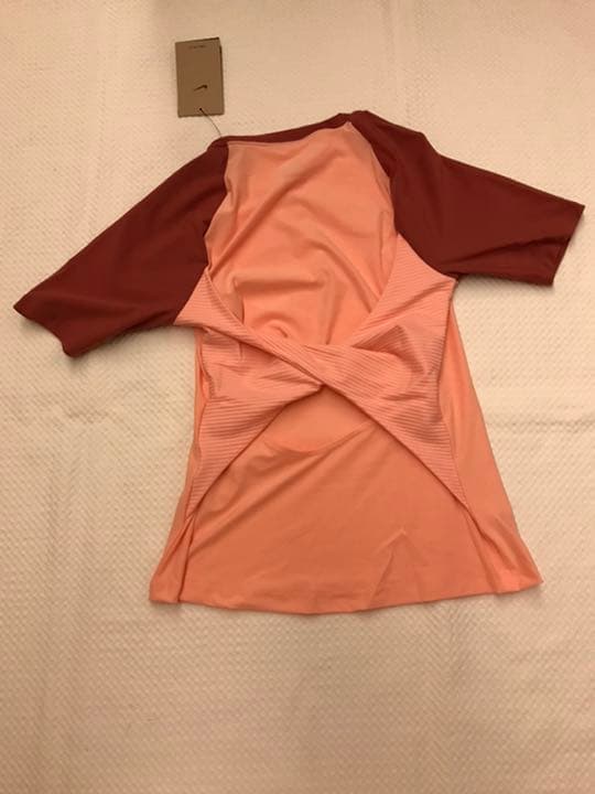 ナイキ　テニスウェア　2色トップス　US-Sサイズ　新品