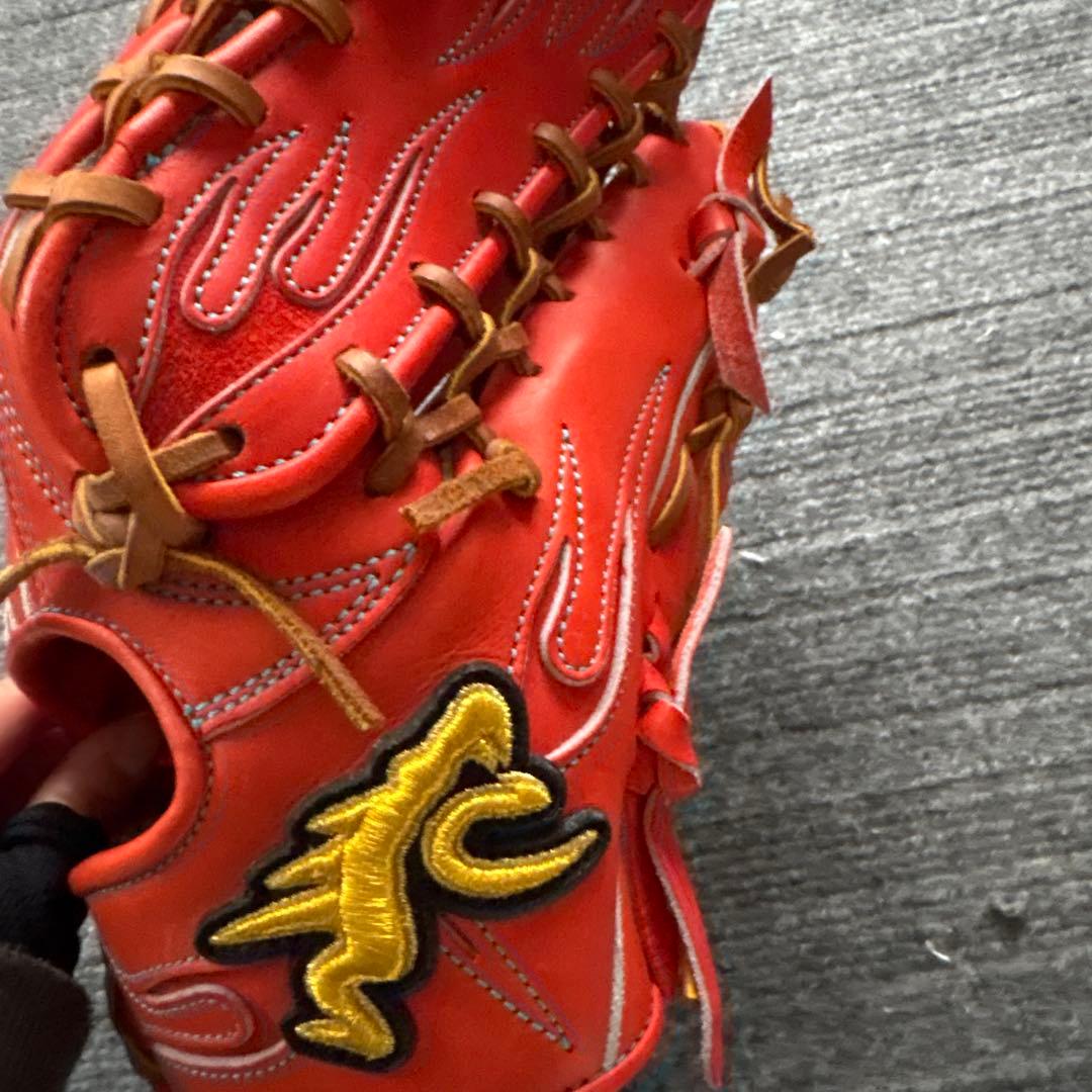 Ryu リュウ　硬式野球グローブ オレンジ 炎模様