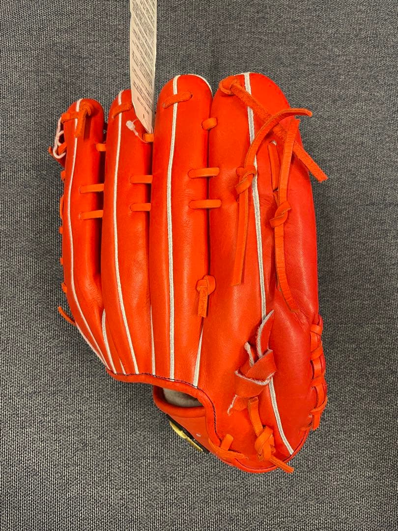 超希少！　新品　アンダーアーマー　アンディナイアブル　野球　硬式グローブ 一般用