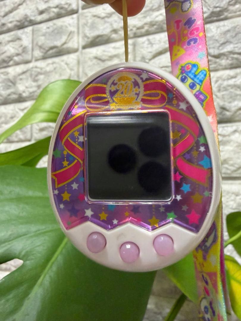 タマゴ型デジタルペット