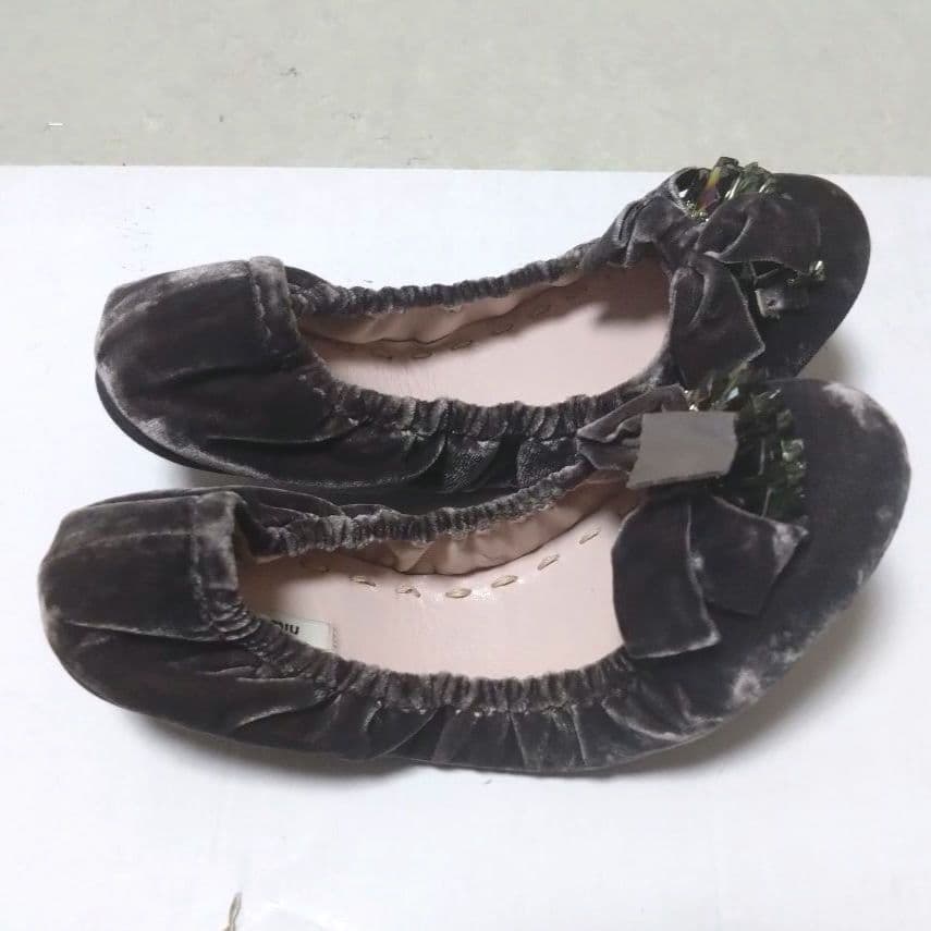 美品 miu miu ミュウミュウ ベロア バレエシューズ ブラウン 35