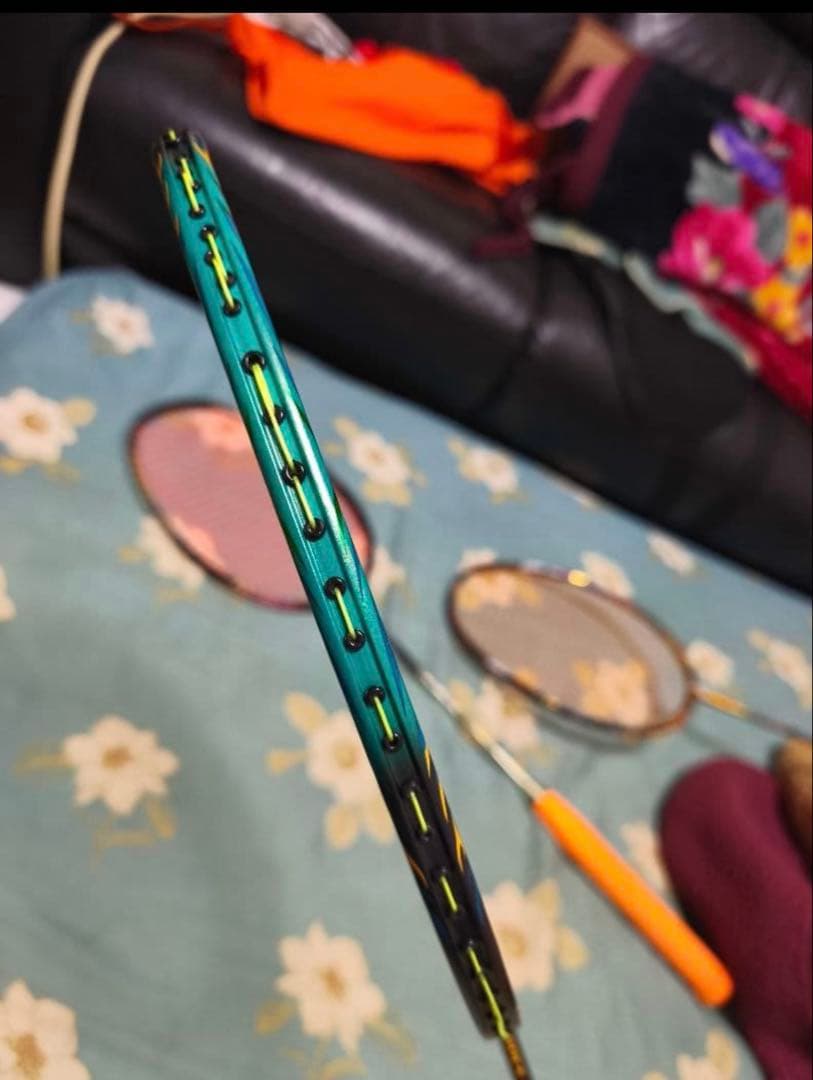 日本未発売　lining axforce100 gen2 4u5