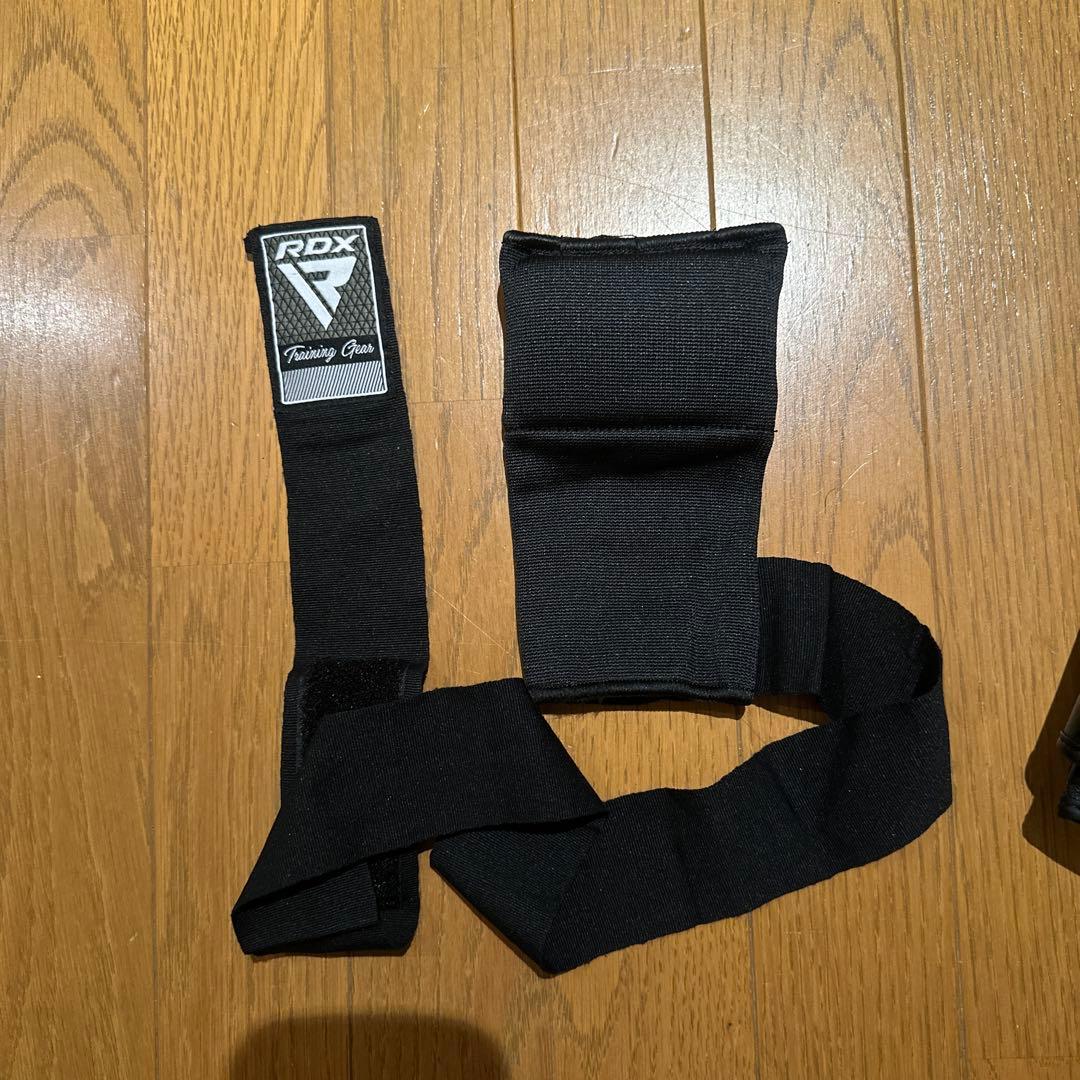 BODYMAKER ボクシンググローブ 14oz ブラック　簡易バンテージ付き