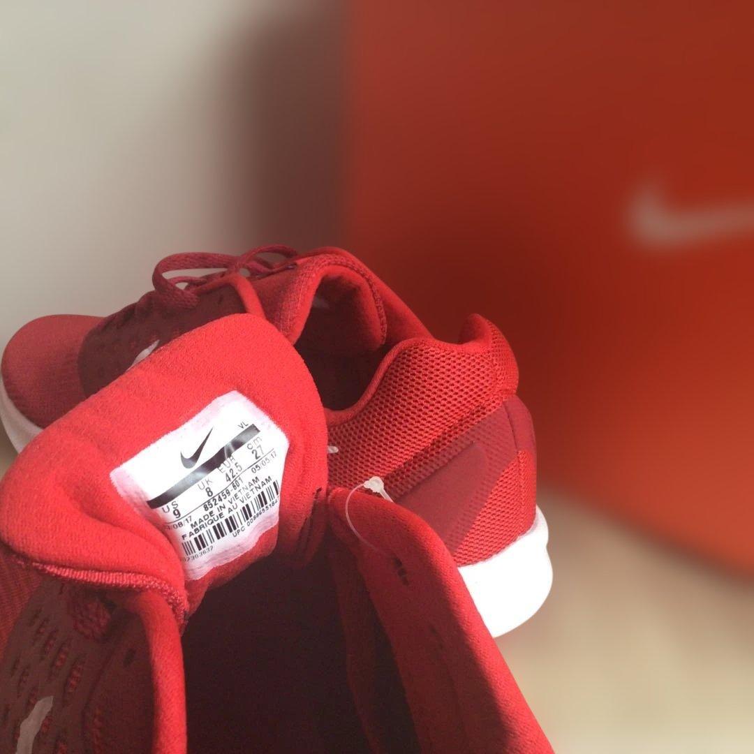 Nike『未使用』ランニングシューズ27cm//DOWNSHIFTER7/レッド