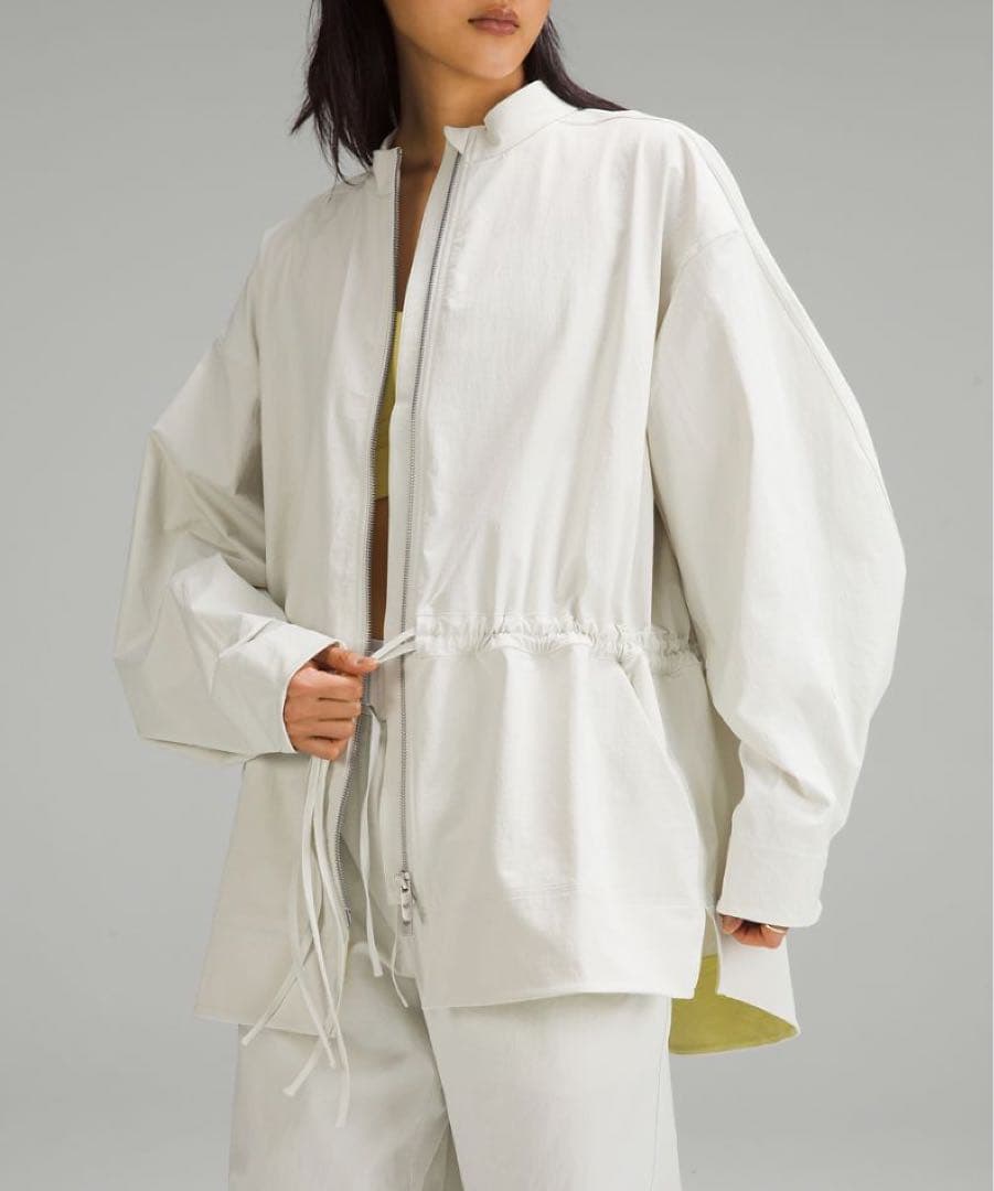 ルルレモン Cinch-Waist Stretch Shirt Jacket