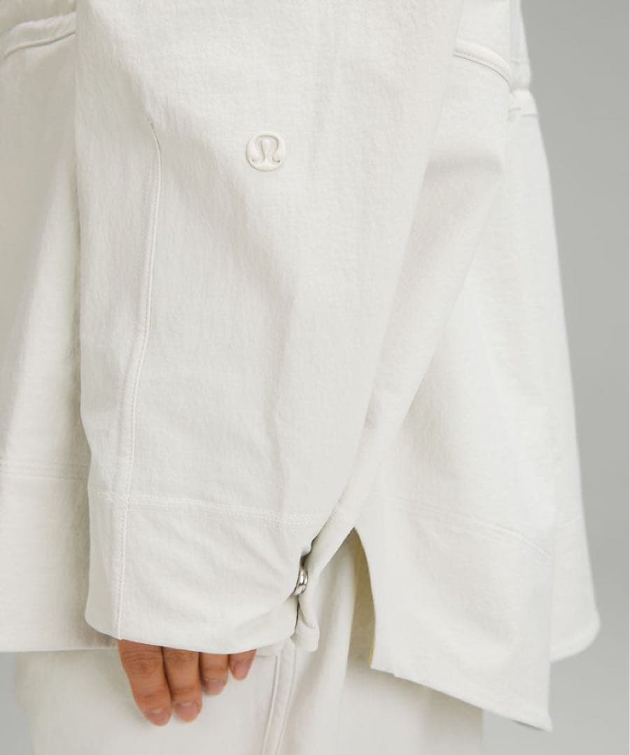 ルルレモン Cinch-Waist Stretch Shirt Jacket