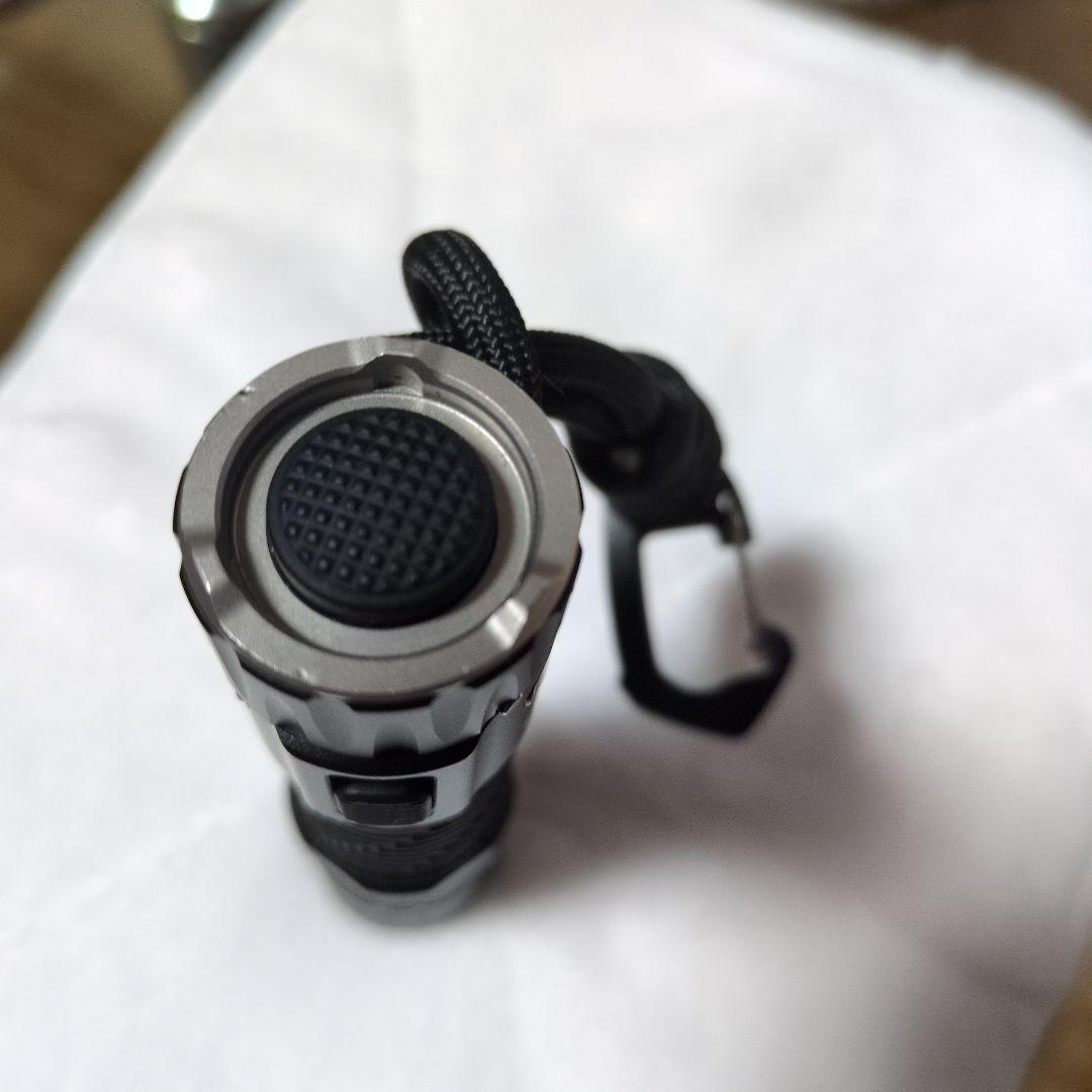 【美品】NITECORE EDC33 ＋ NTH10 リジッドホルスター　セット
