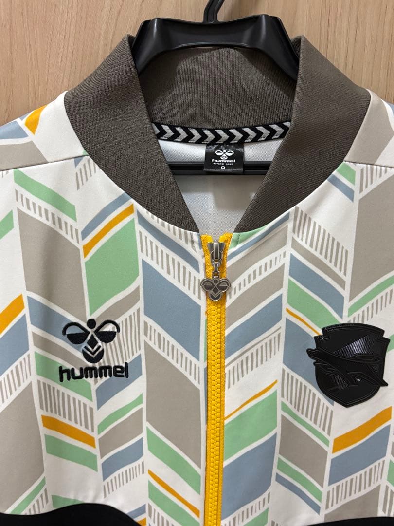 hummel ジェフユナイテッド千葉 アンセムジャケット Oサイズ