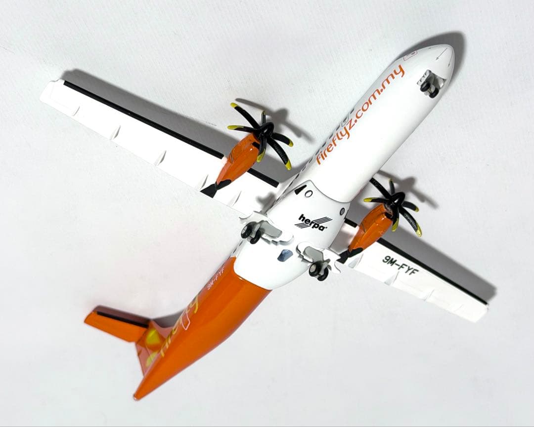 航空機・ヘリコプター Herpa 1/200 ATR-72 Firefly