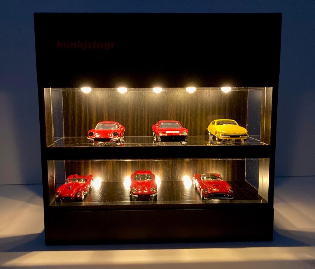 1/64展示10台可能・黒木基調・2層式ディスプレーBOX / ネオジオラマ