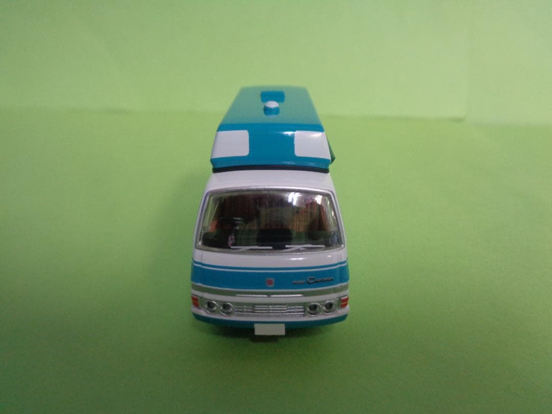 トミカリミテッドヴィンテージネオ　LV-N312a　キャラバン　キャンピングカー
