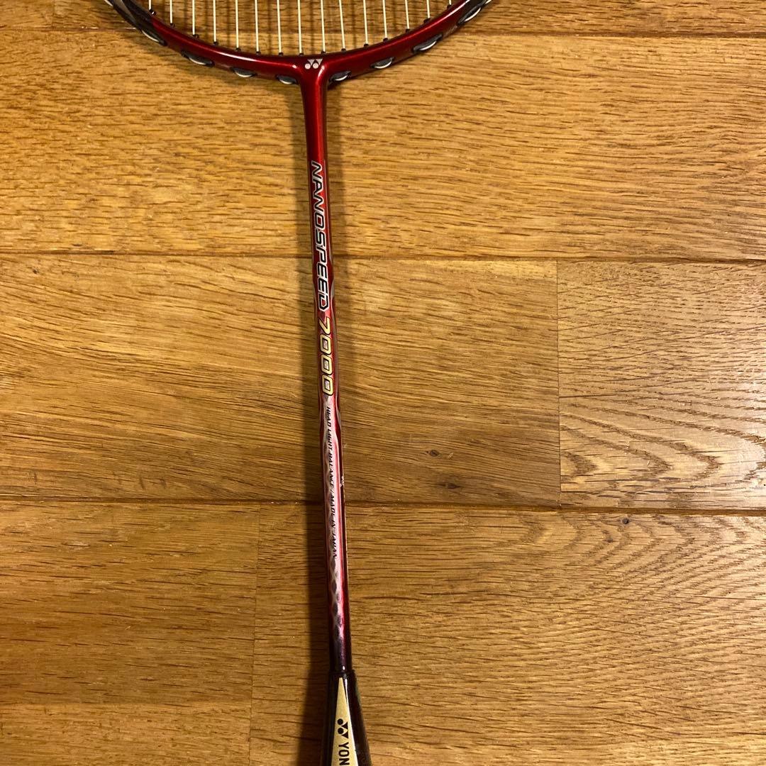 YONEX バドミントンラケット 赤