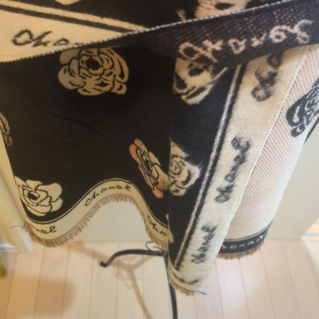 Chanel ロゴ スカーフ ブラック ベージュ 90cm