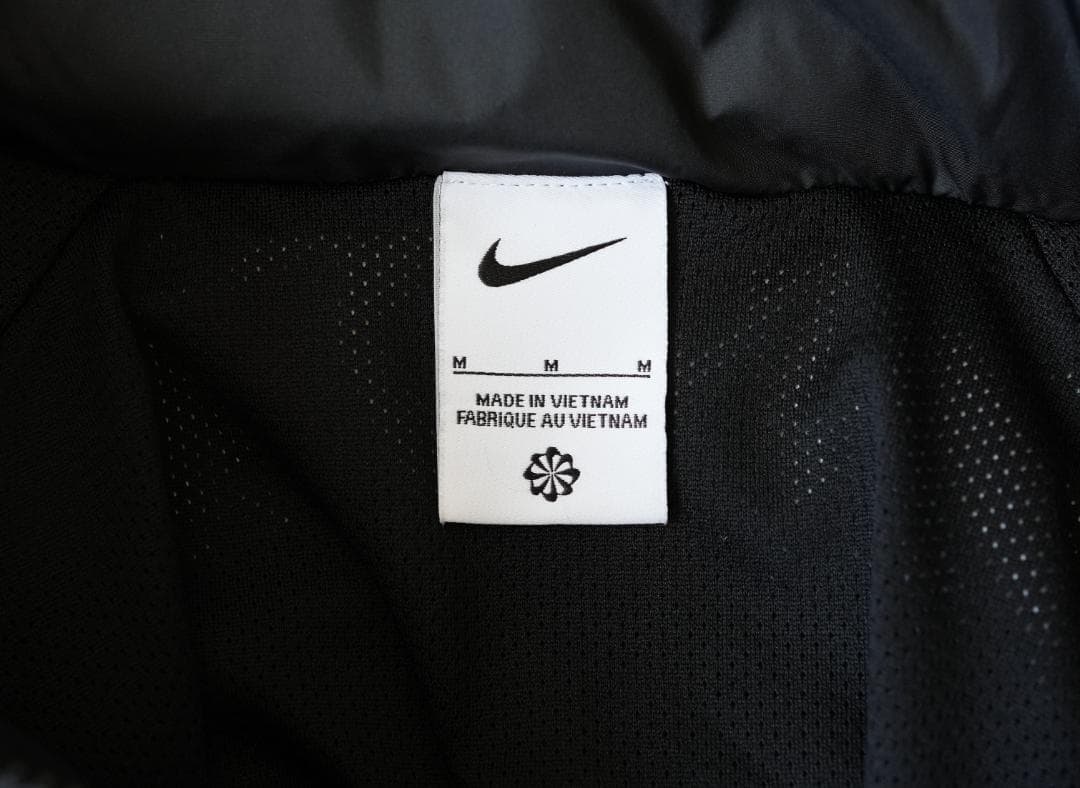 美品　Nike ナイキ　レペルサッカージャケット　ウィンドブレーカー 　M