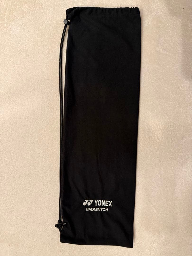 アストロクス77 4UG5 バドミントンラケットシャインイエロー　極美品