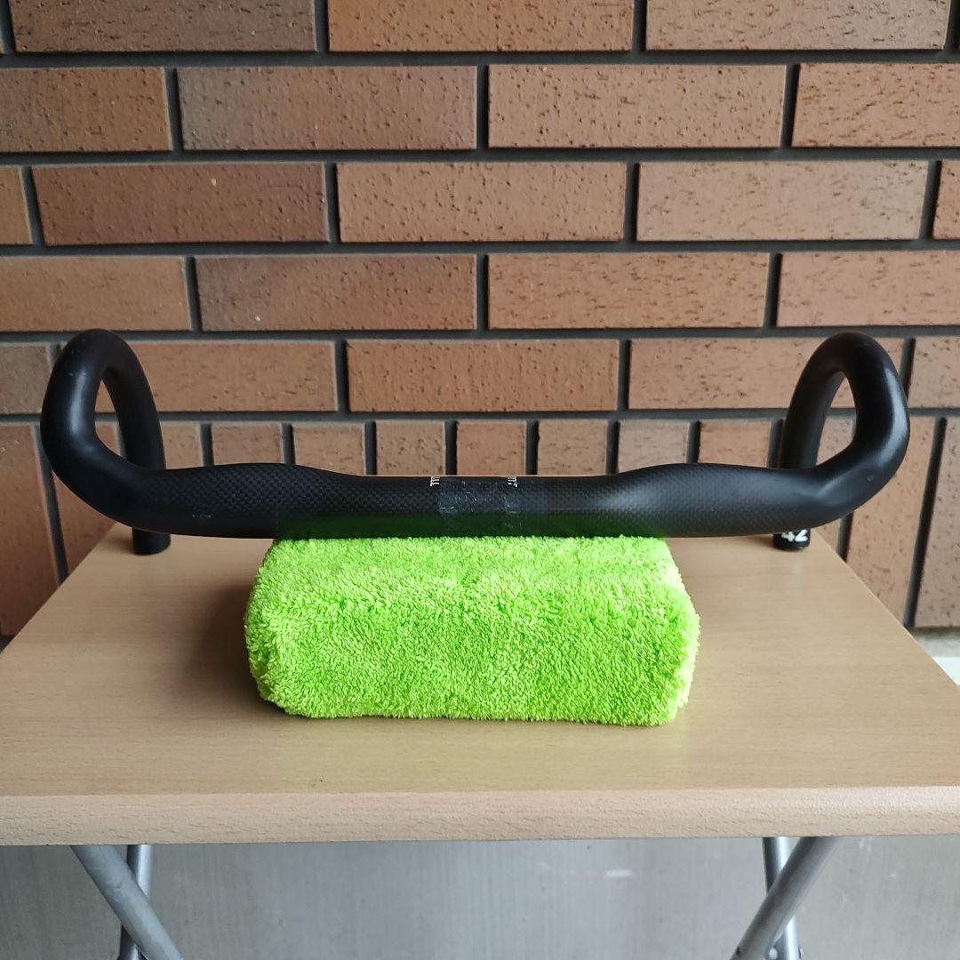 カーボン製ドロップハンドル