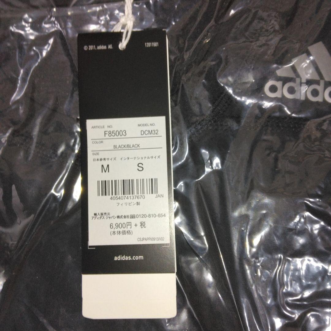 アディダス テックフィット 半袖Tシャツブラック
