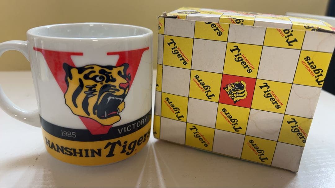 HANSIN Tigers 1985年優勝記念マグカップ