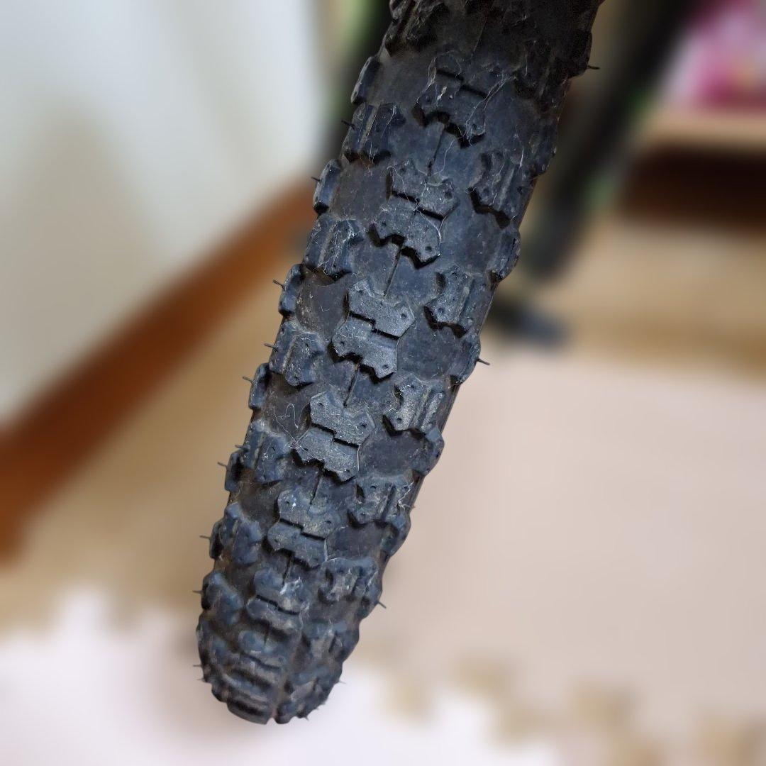 埼玉県　引き取り限定　トイザらス　自転車 　かがやきヘルメット付き