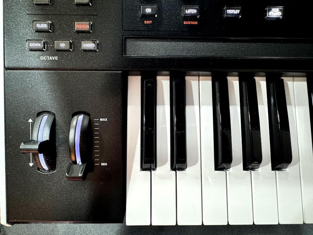 鍵盤楽器 ASM HYDRASYNTH Deluxe