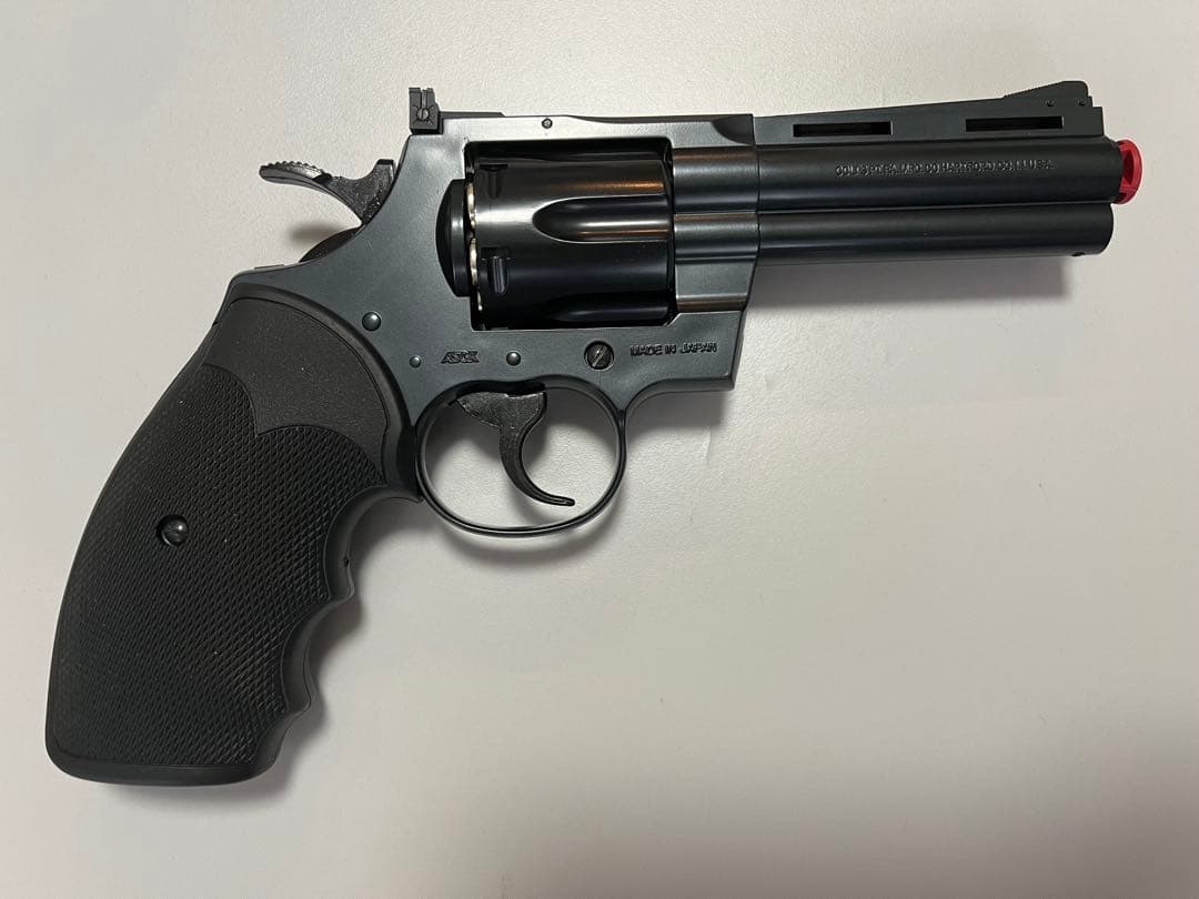 COLT PYTHON 357 mag. 4インチ ガスリボルバー