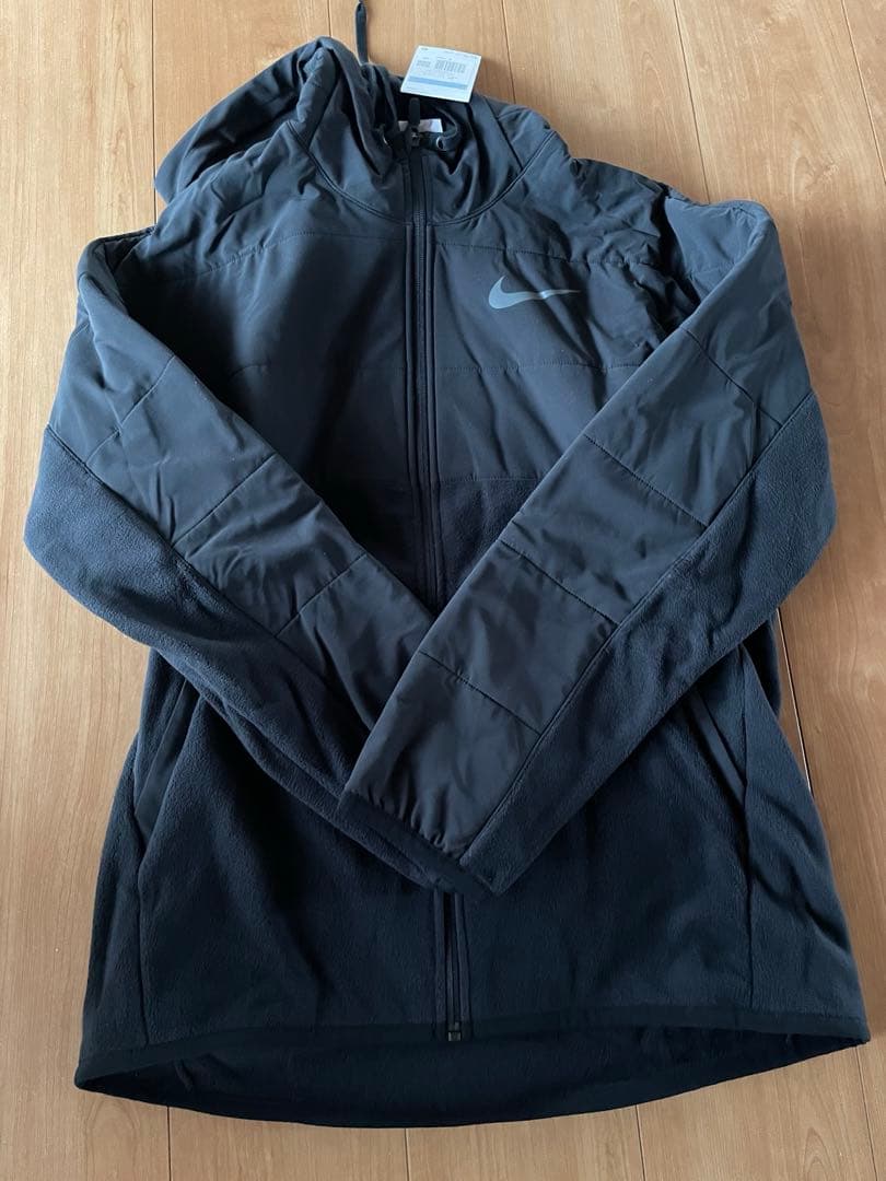 NIKE Therma-FIT ブラックジャケット Mサイズ