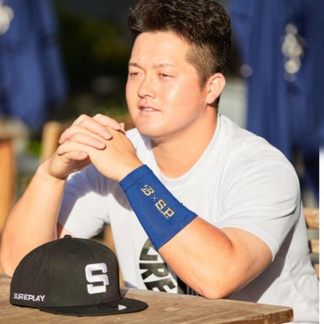 ト*フ様 シュアプレイ ニューエラ 牧秀悟選手 キャップ ブラック Sロゴ 【新