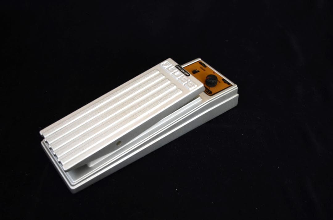 【BOSS Rocker Wah PW-1 ボス ロッカーワウ】