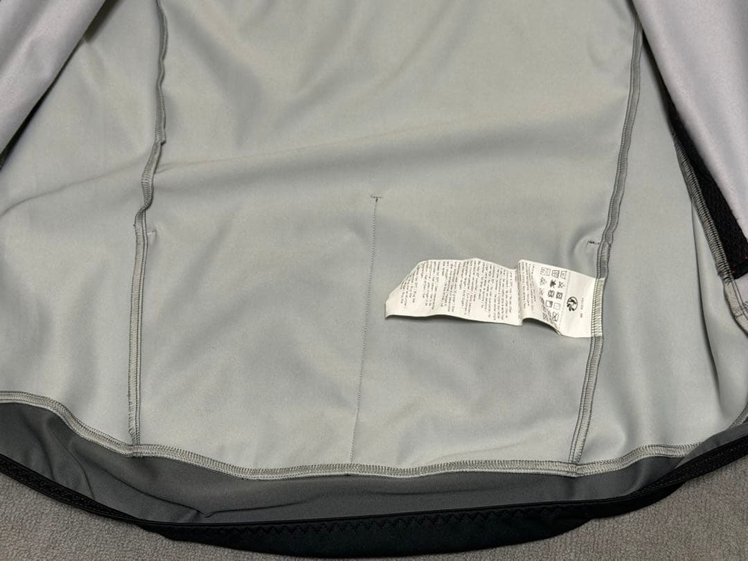 カステリPerfetto Ros LONG SLEEVE ジャケット Sサイズ