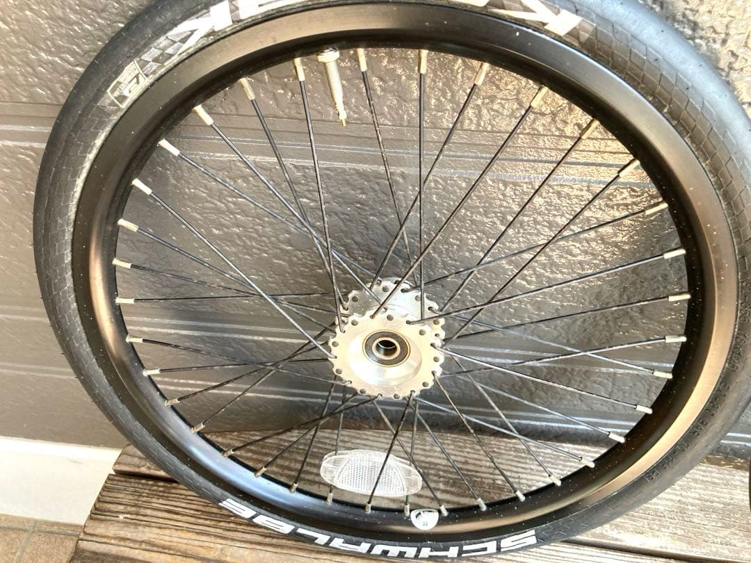 STRiDA18インチスポークホイールセット