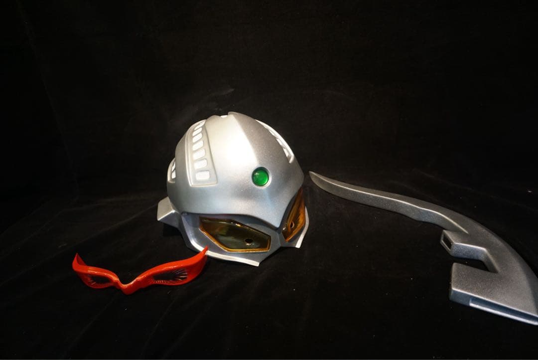 ウルトラセブン　変身時マスク　コスプレ専用　ウルトラアイ・発光機能付き