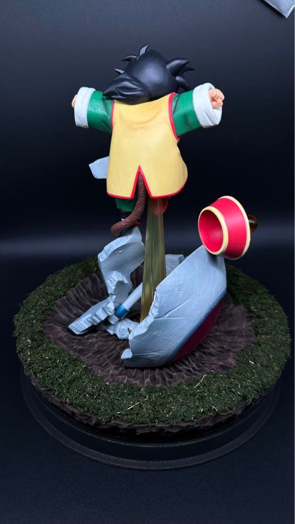 ドラゴンボール　孫悟飯　一番くじ　C賞　ジオラマ台座