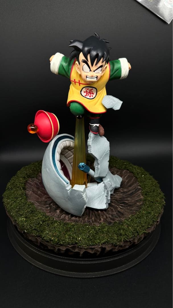 ドラゴンボール　孫悟飯　一番くじ　C賞　ジオラマ台座
