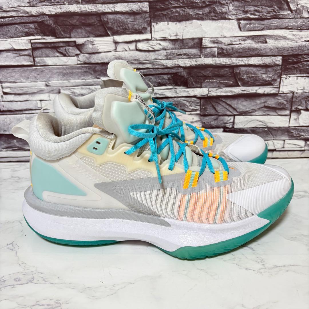 【NIKE JORDAN】ザイオン１ハイカットスニーカー　ホワイト